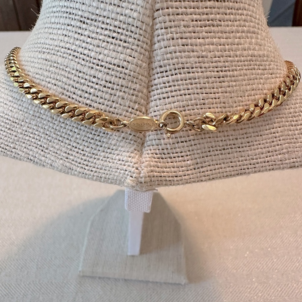 Vintage Napier Triple Heart Necklace Chunky Gold Tone Cuban Chain Signed Choker - Picture 8 of 11